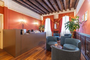 Televisión LCD de 40 pulgadas con canales vía satélite y televisión 