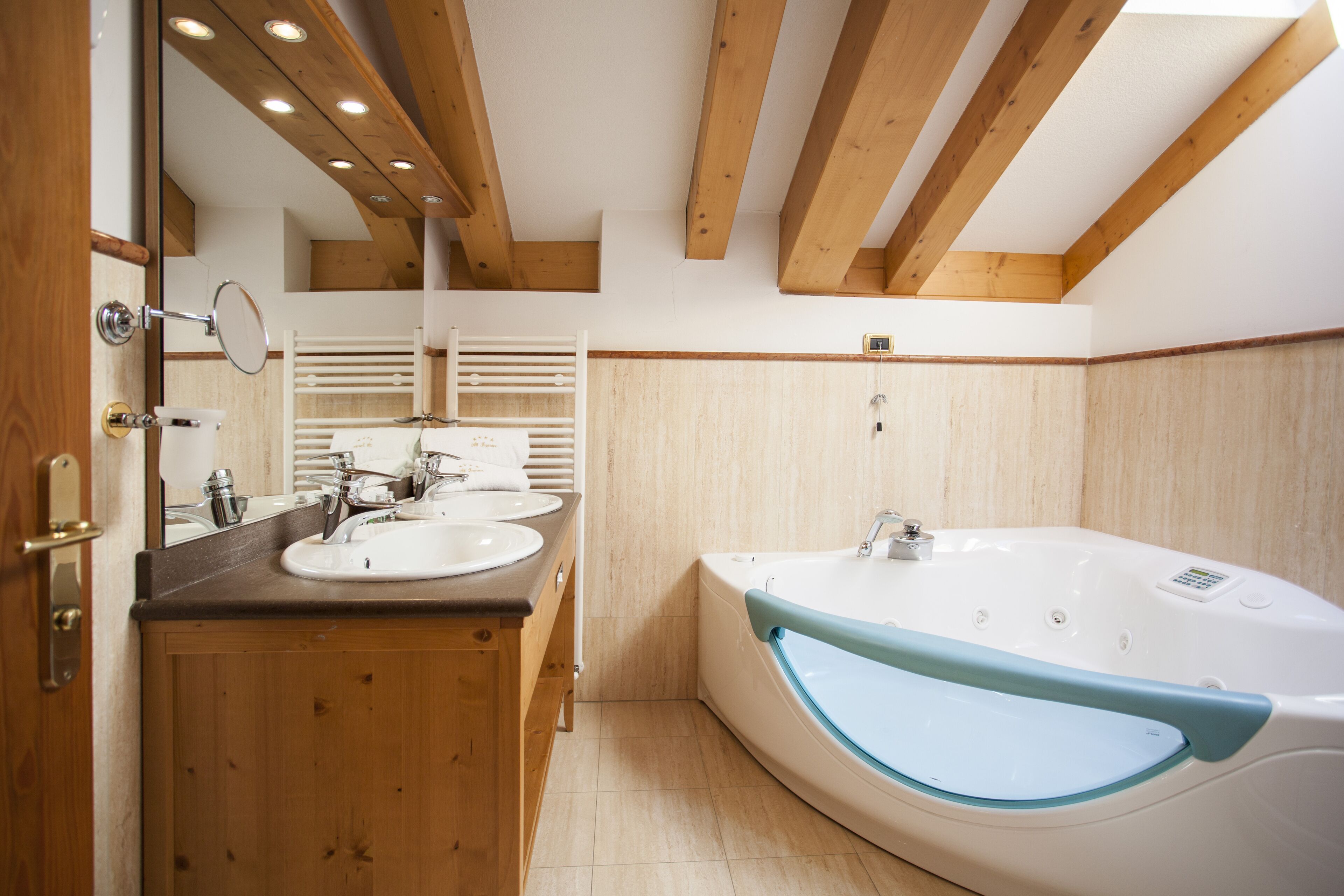 suite | bathroom | free toiletries, hair dryer, bathrobes, slippers