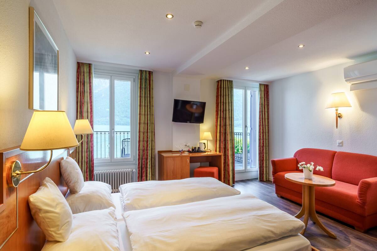 comfort double room, balcony, lake view | 1 bedroom, premium bedding, in-room safe, individually furnished