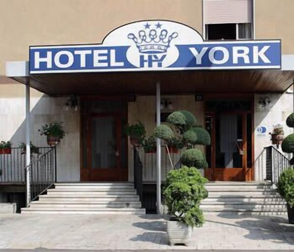 Exterior - Hotel York (Cinisello Balsamo)