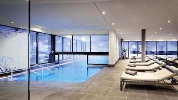 Outdoor pool, pool umbrellas, pool loungers