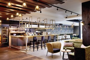 Bar (en la propiedad)