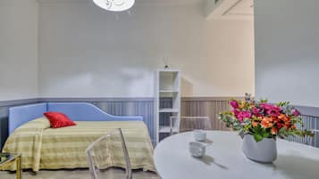 Apartment, 1 Schlafzimmer | Schallisolierte Zimmer, kostenloses WLAN