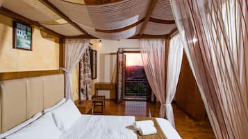 Villa HillTop | Individually furnished, soundproofing, iron/ironing board