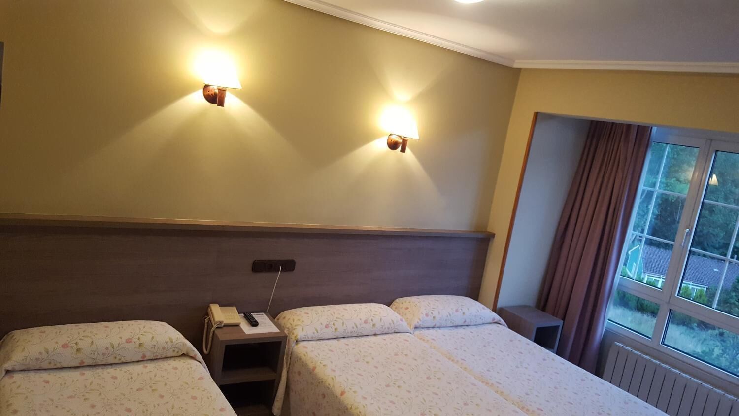 in-room safe, desk, laptop workspace, free wifi