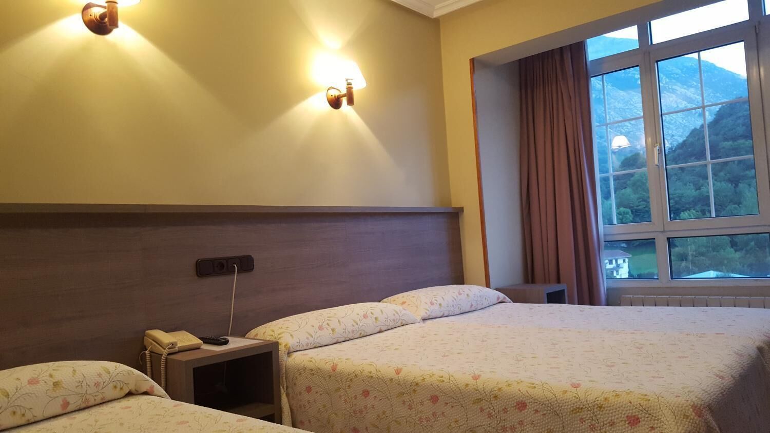 in-room safe, desk, laptop workspace, free wifi