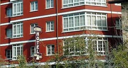 Hotel Naranjo De Bulnes
