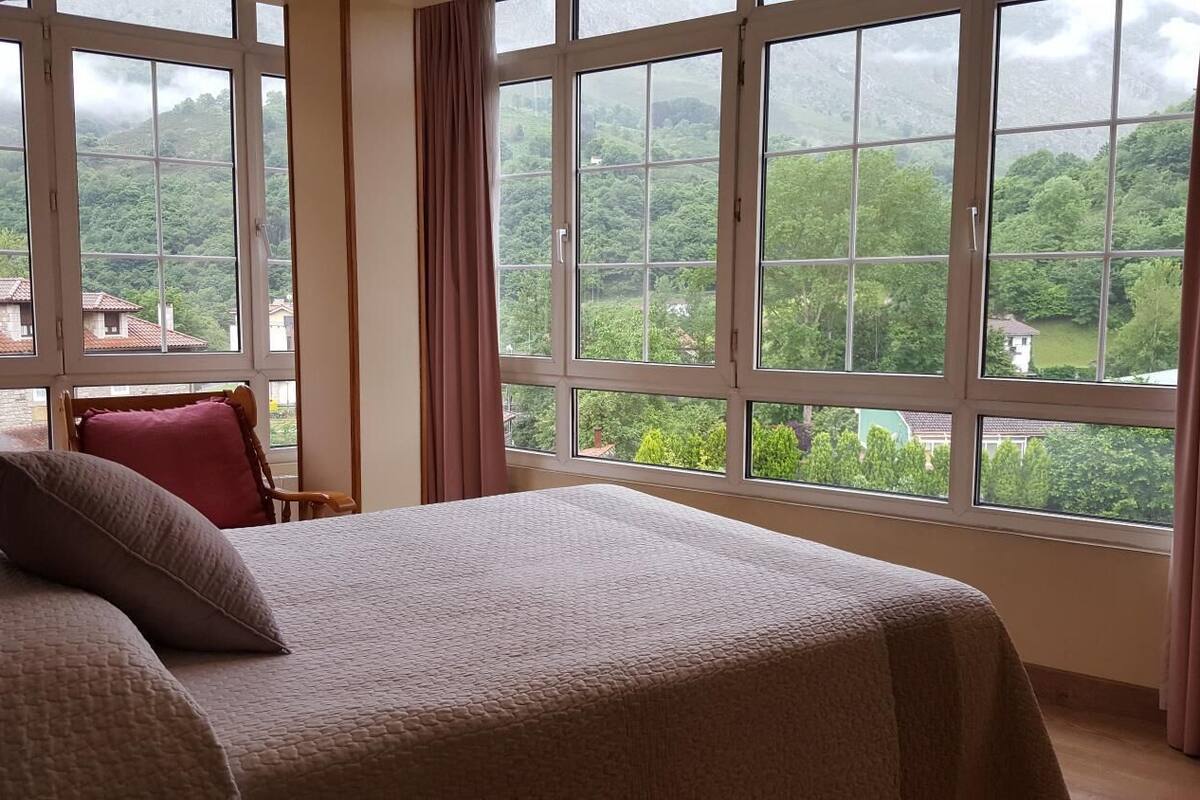 in-room safe, desk, laptop workspace, free wifi