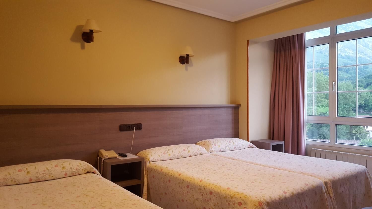 in-room safe, desk, laptop workspace, free wifi