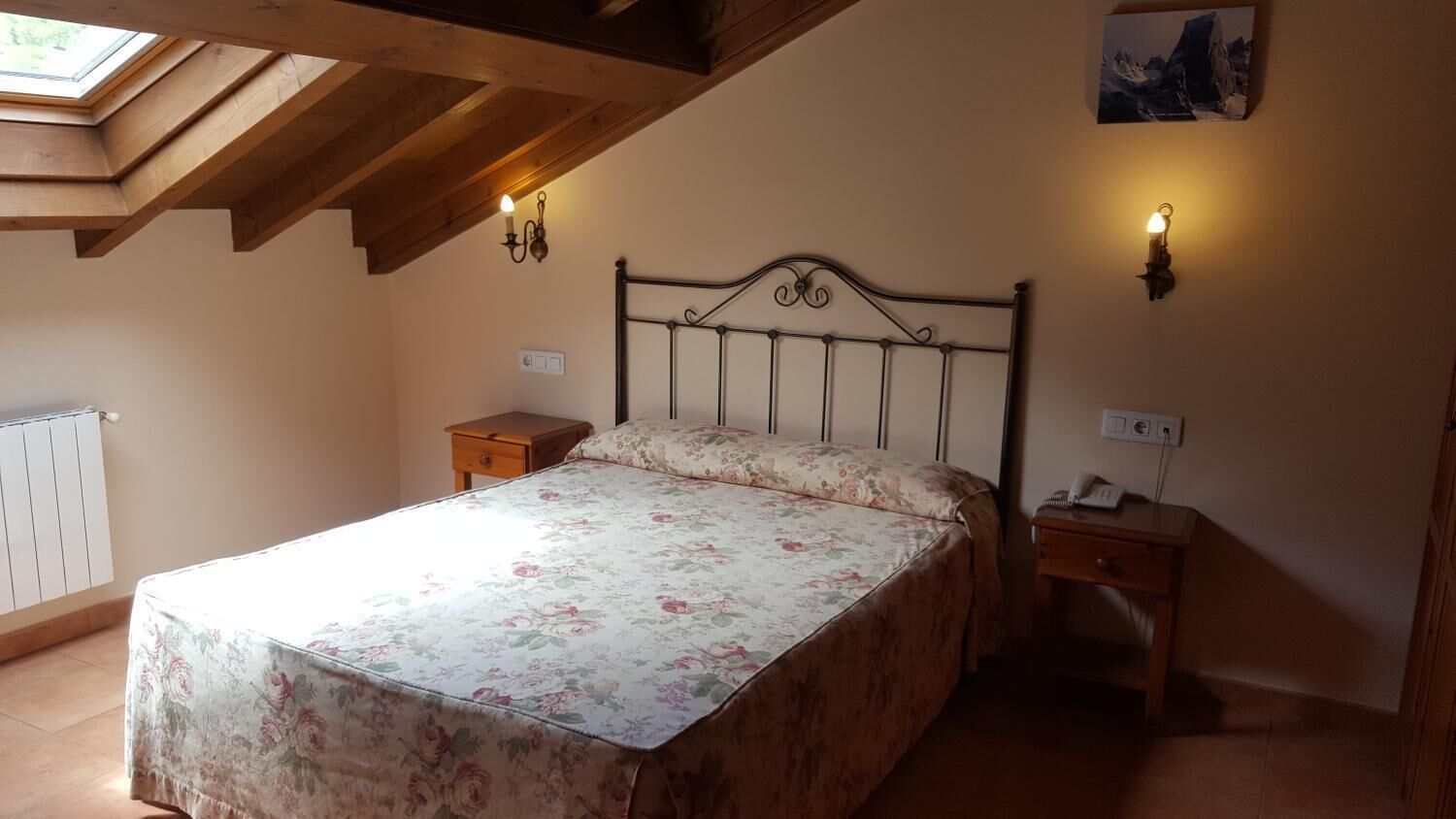 in-room safe, desk, laptop workspace, free wifi