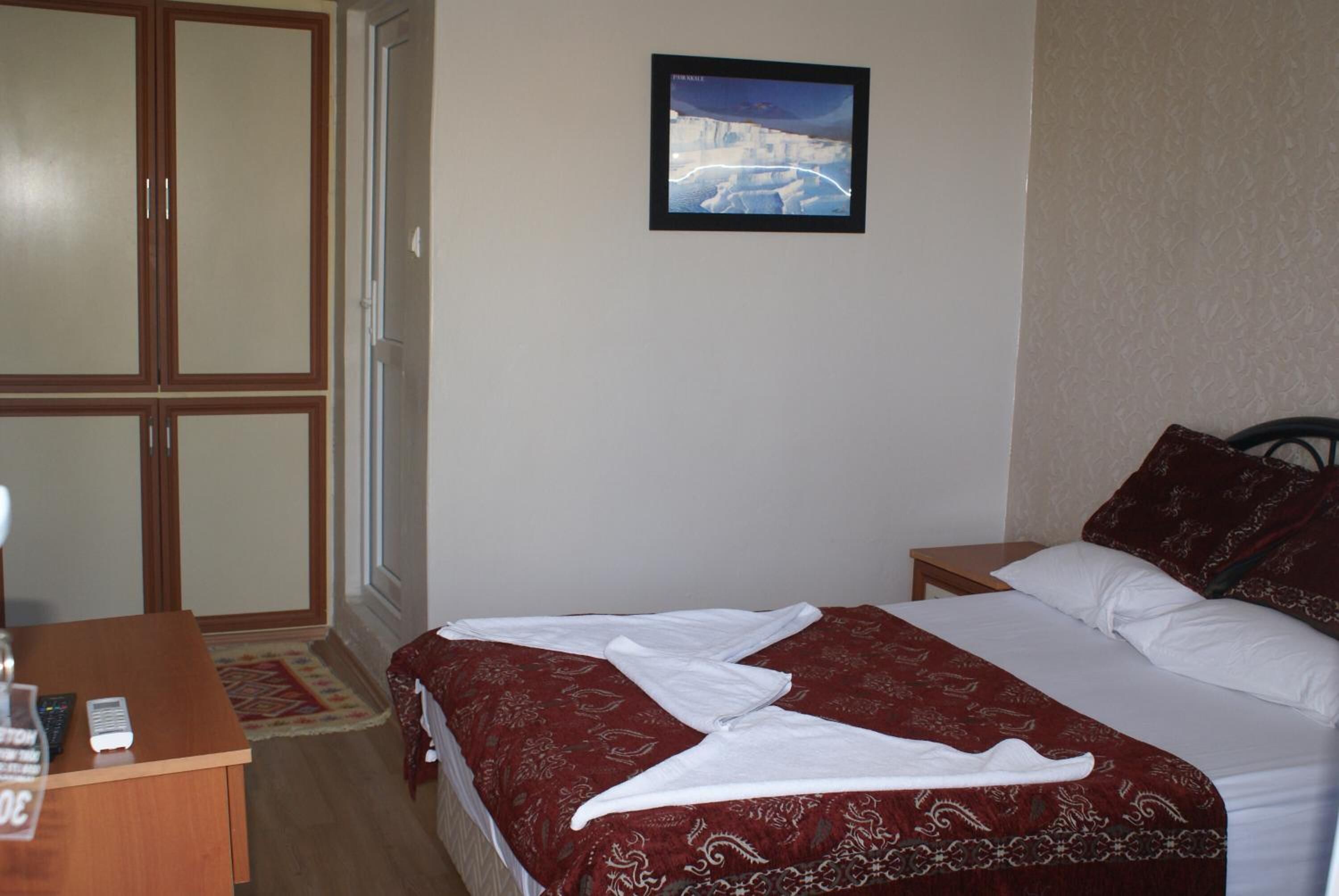 premium bedding, desk, soundproofing, free cots/infant beds