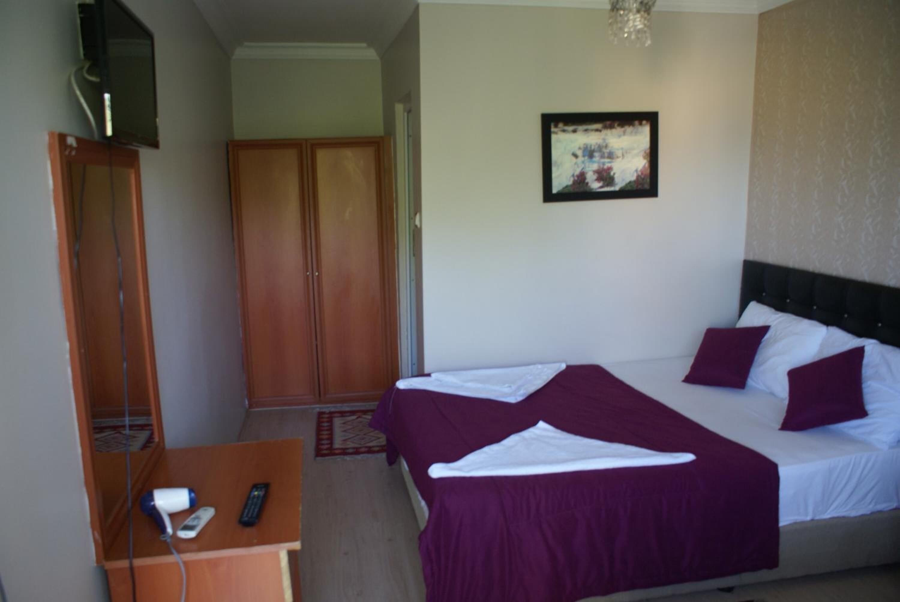 premium bedding, desk, soundproofing, free cots/infant beds