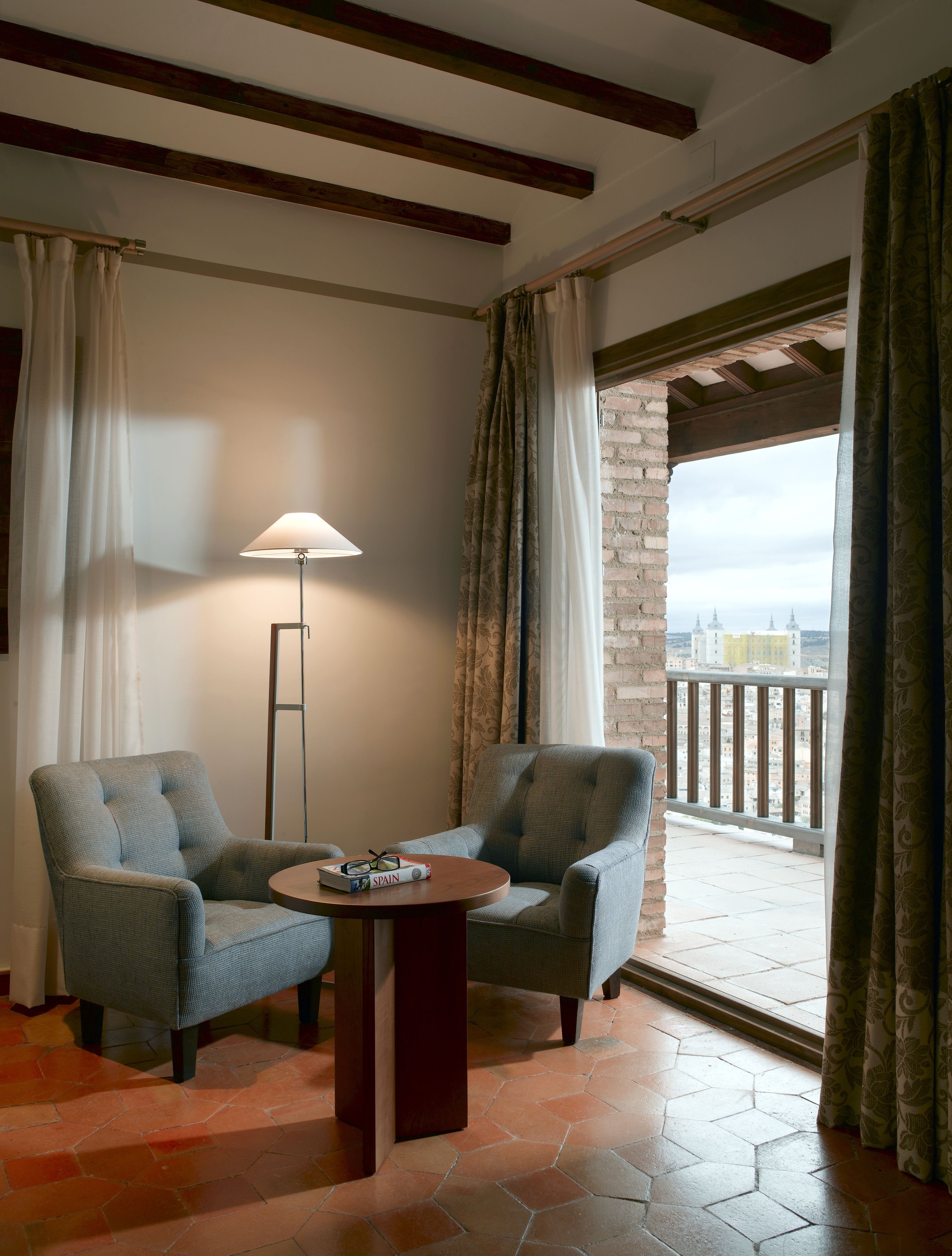 42-inch flat-screen tv with satellite channels, tv