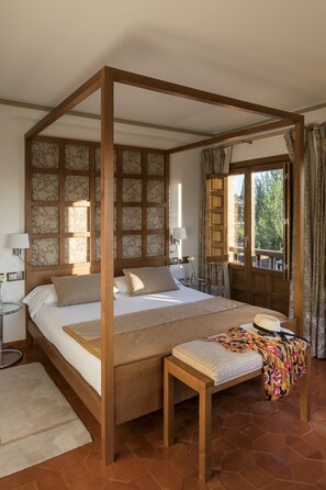 Junior Suite | Minibar, in-room safe, soundproofing, free WiFi - Parador de Toledo (Toledo)