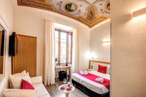 미니바, 책상, 암막 커튼, 다리미/다리미판