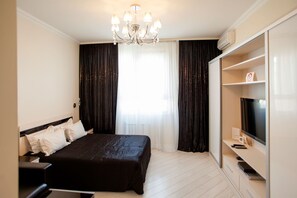 Exclusive Double Room, 1 King Bed | View from room - Partner Guest House Shota Rustaveli (Kyiv)