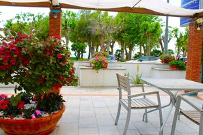 Terrace/patio - Hotel Pisacane (Sapri)