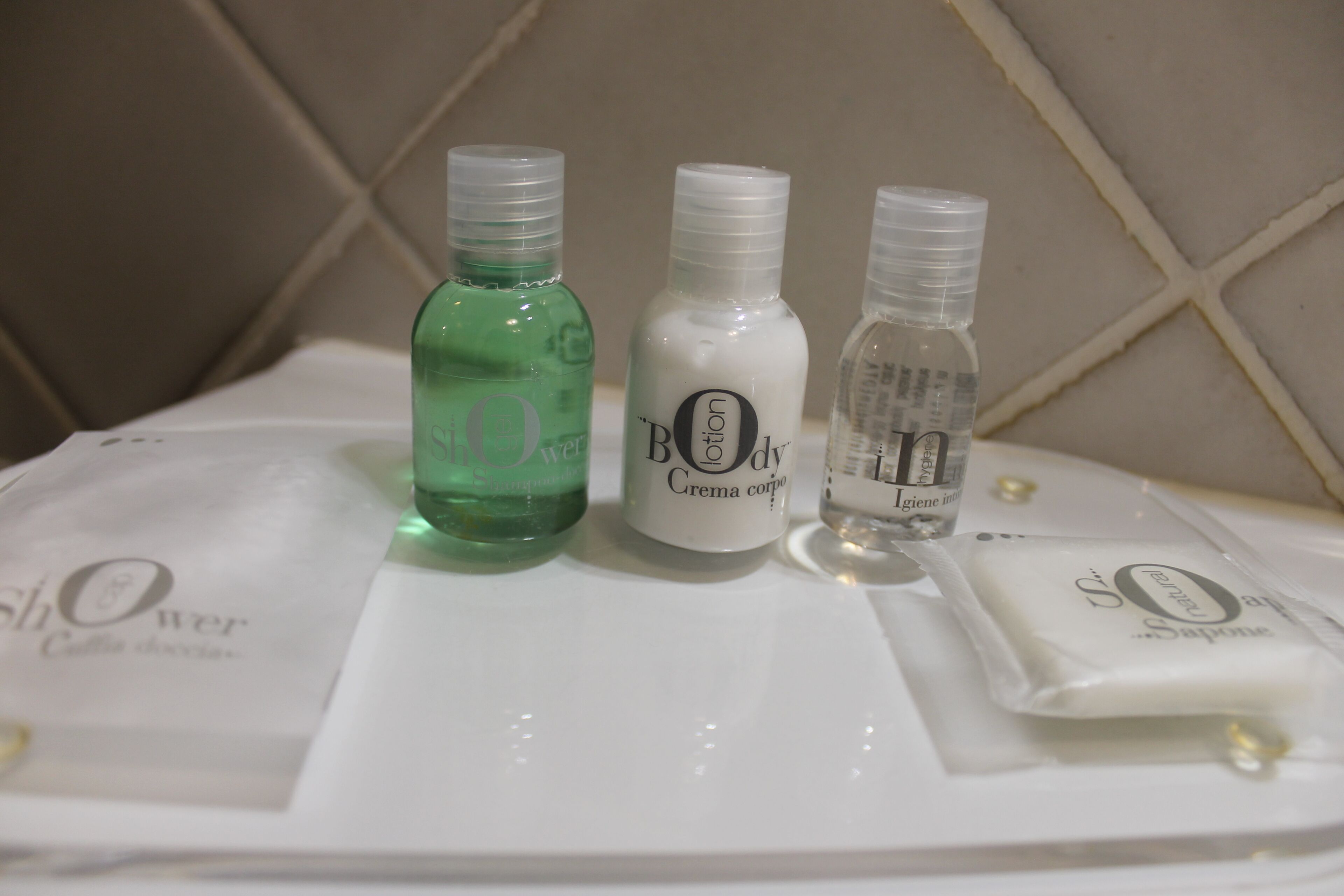 economy single room | bathroom | designer toiletries, hair dryer, bidet, towels