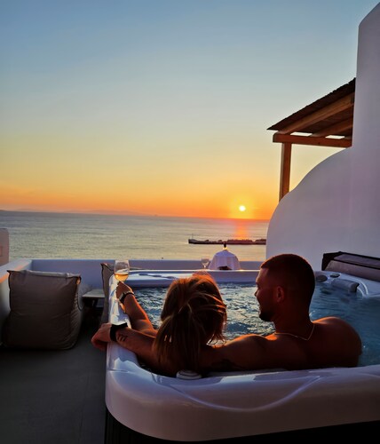 Avra Mykonos