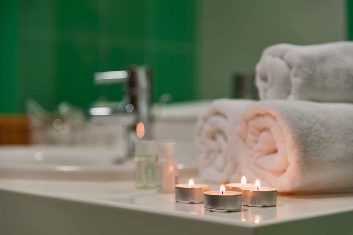 superior double room, 1 double bed, balcony | bathroom sink