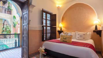 Grand Room, 1 King Bed (Gemma) | Egyptian cotton sheets, premium bedding, pillowtop beds, in-room safe