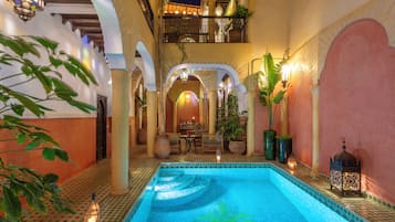 Indoor pool, open 10:00 AM to 7:00 PM, sun loungers