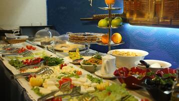 Daily buffet breakfast for a fee
