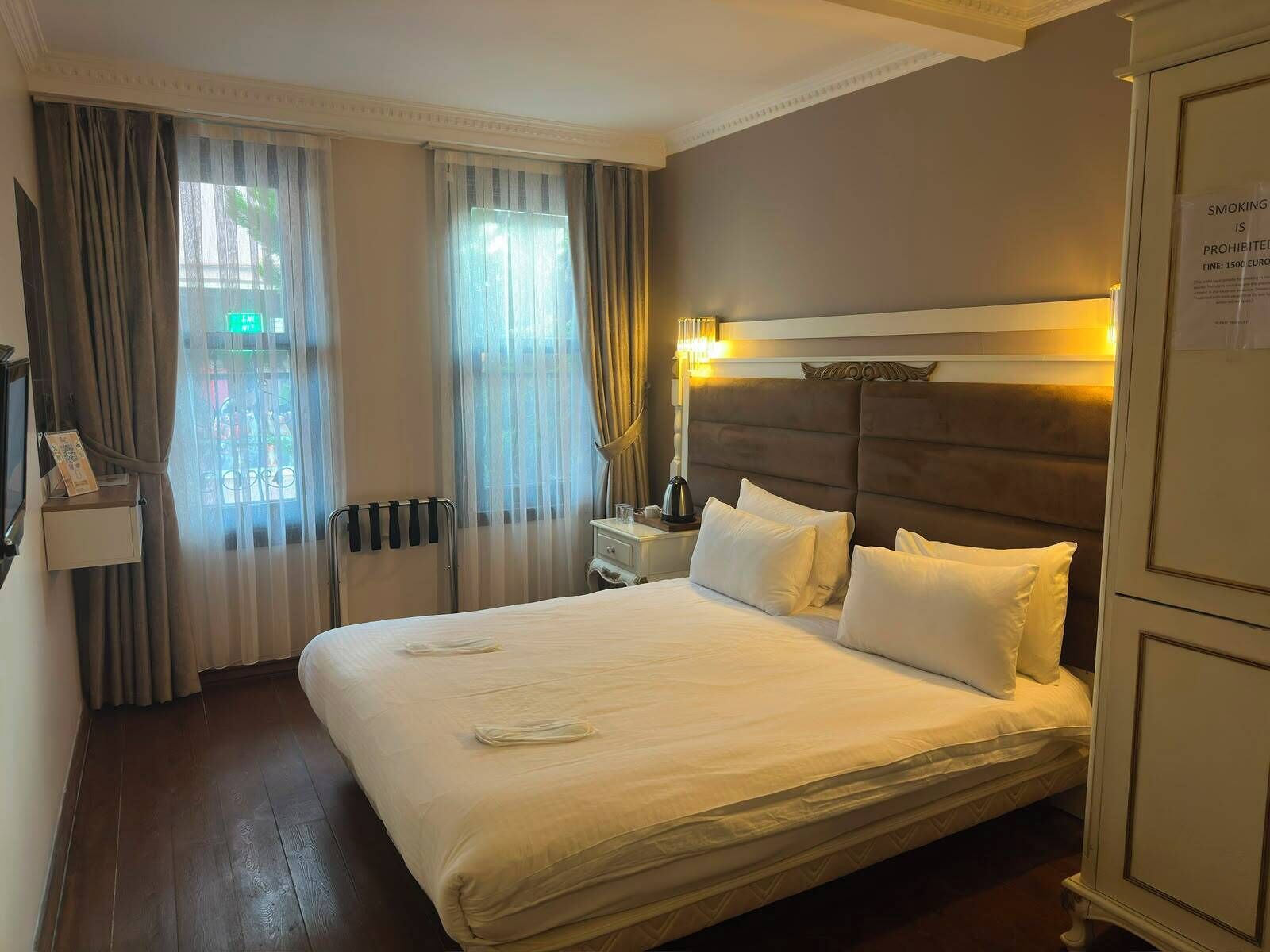 Photo - Sphendon Hotel