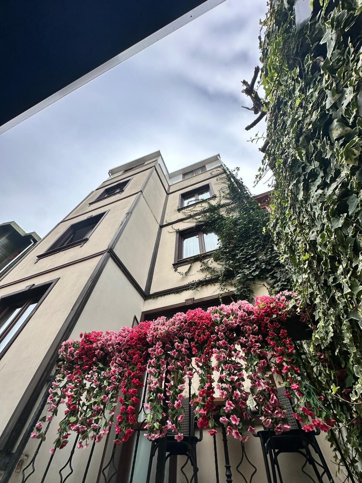 Photo - Sphendon Hotel