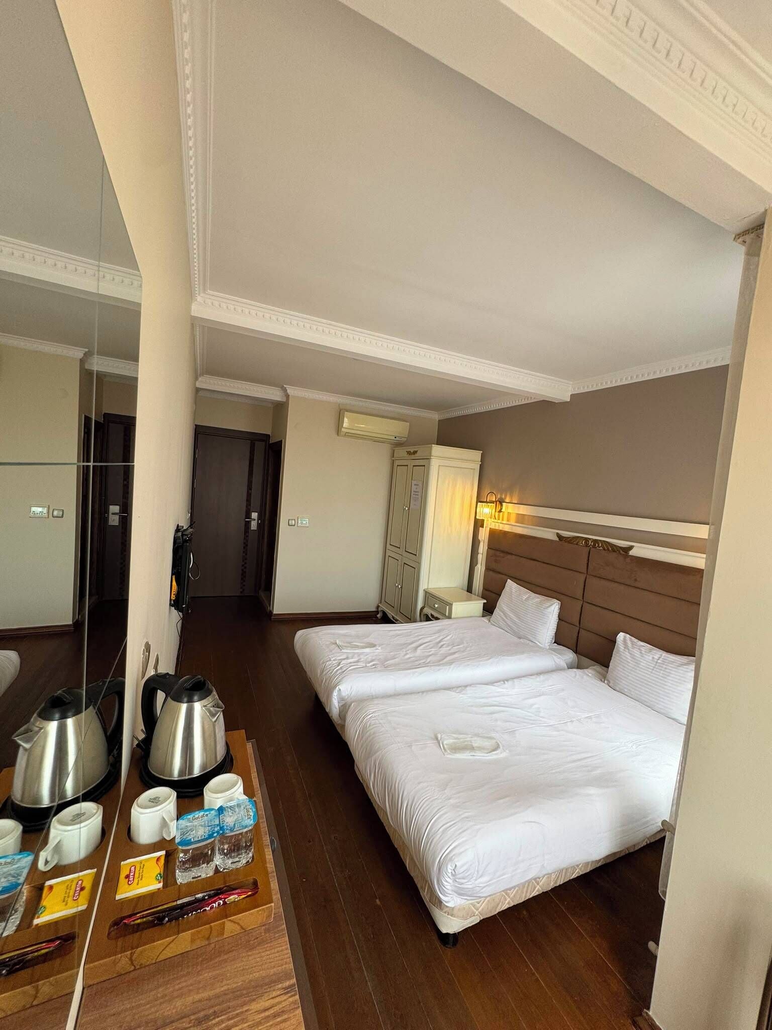 Photo - Sphendon Hotel