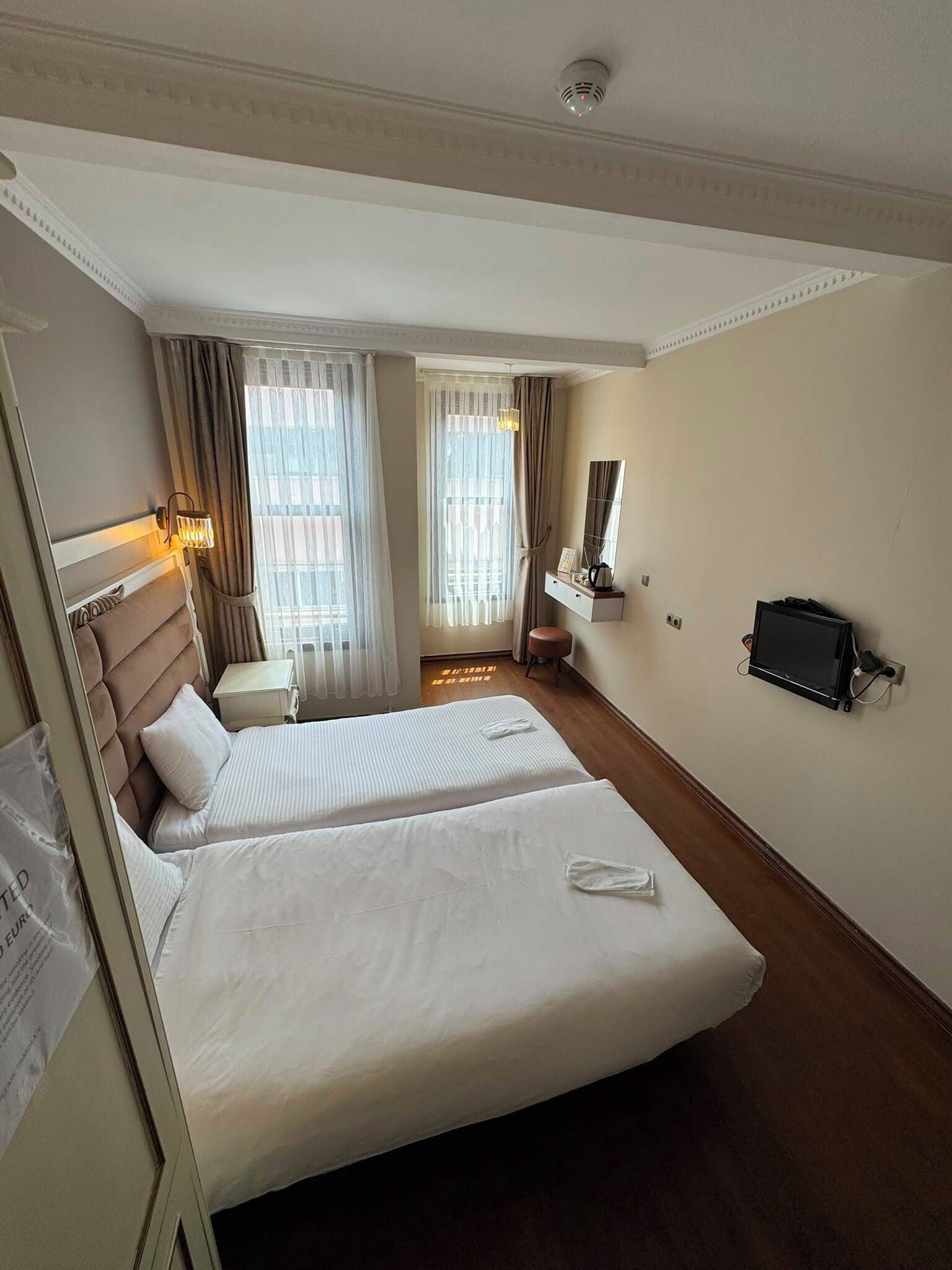 Photo - Sphendon Hotel