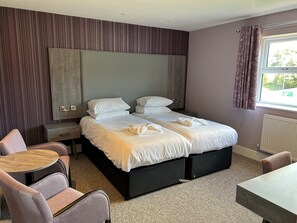 Bed sheets - Riviera Hotel (Torquay)