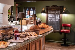 Petit-déjeuner continental compris tous les jours