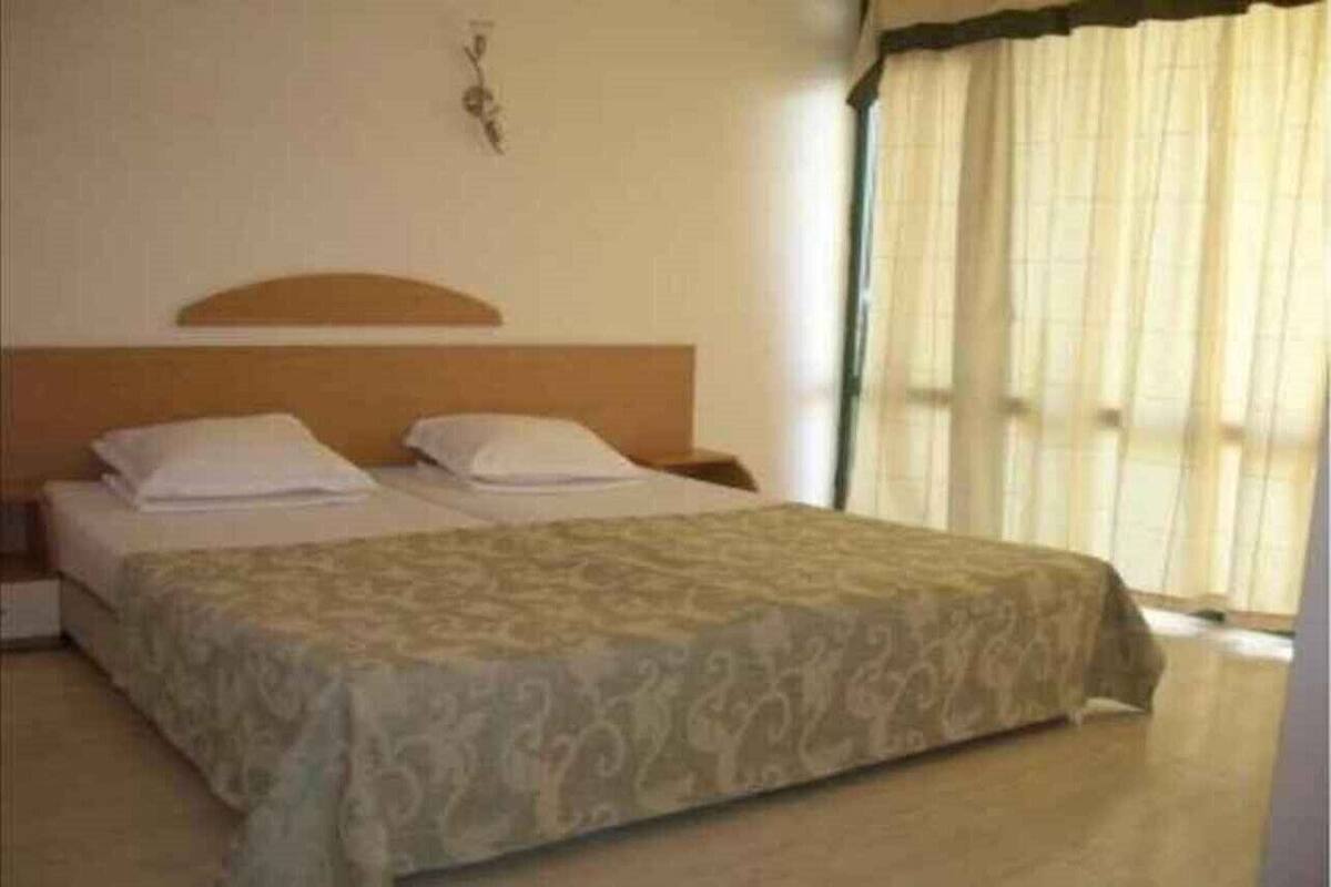 In-room safe, iron/ironing board (on request), rollaway beds, WiFi
