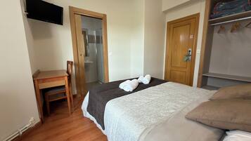 Quarto solteiro | Banheiro