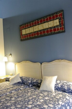 Double Room | Down duvets, minibar, individually decorated, individually furnished