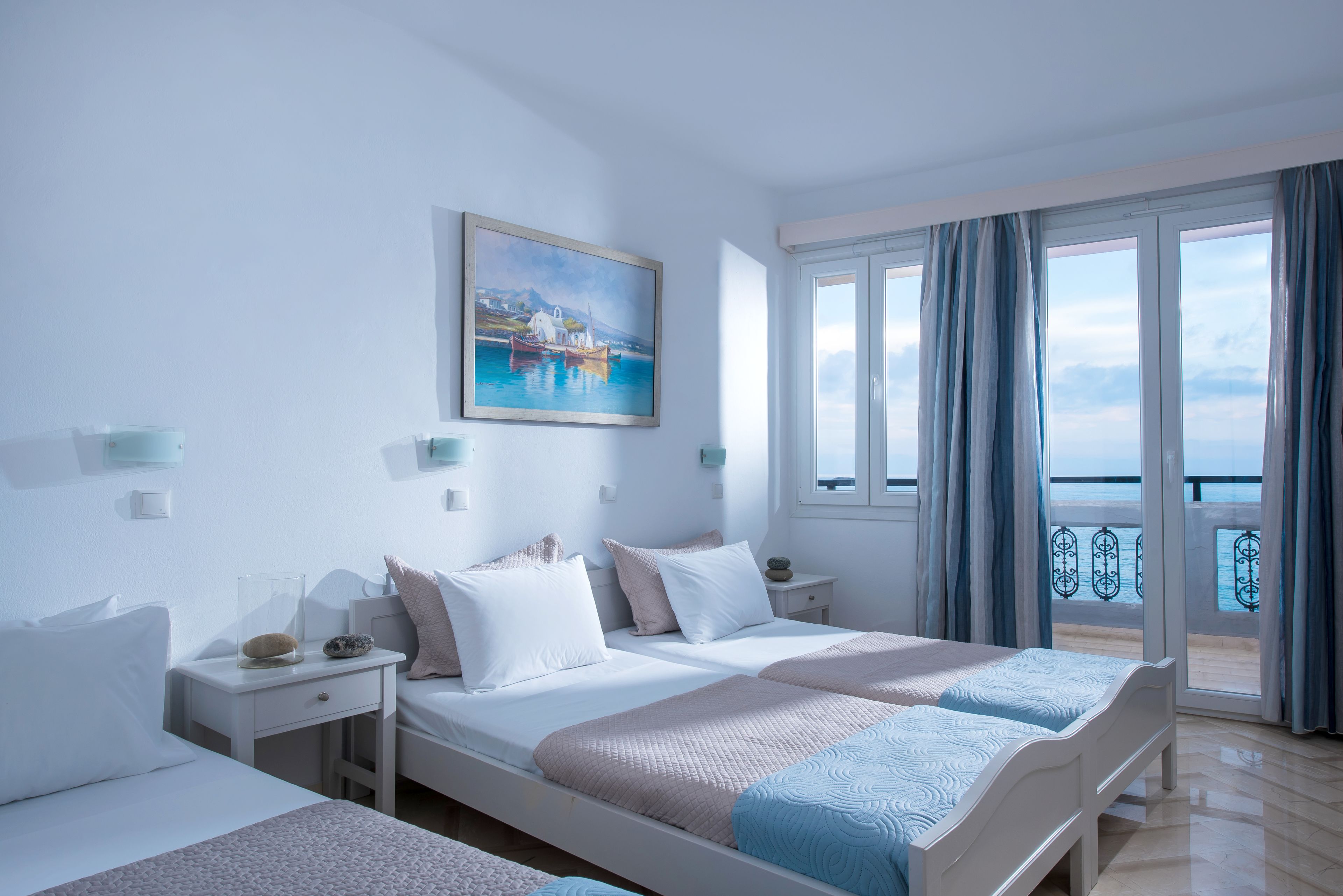 egyptian cotton sheets, pillow-top beds, in-room safe, desk