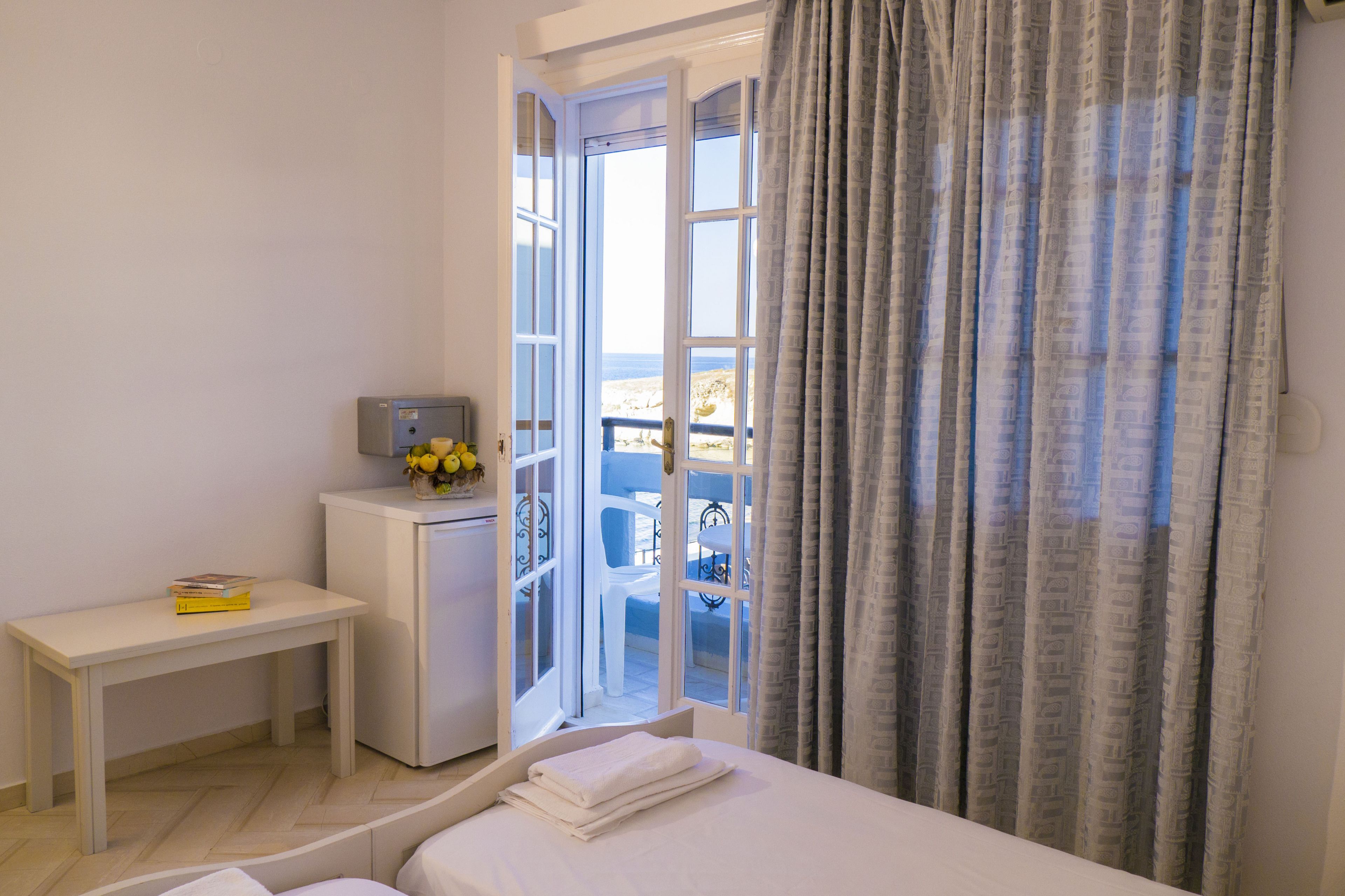 studio, partial sea view | egyptian cotton sheets, pillow-top beds, in-room safe, desk