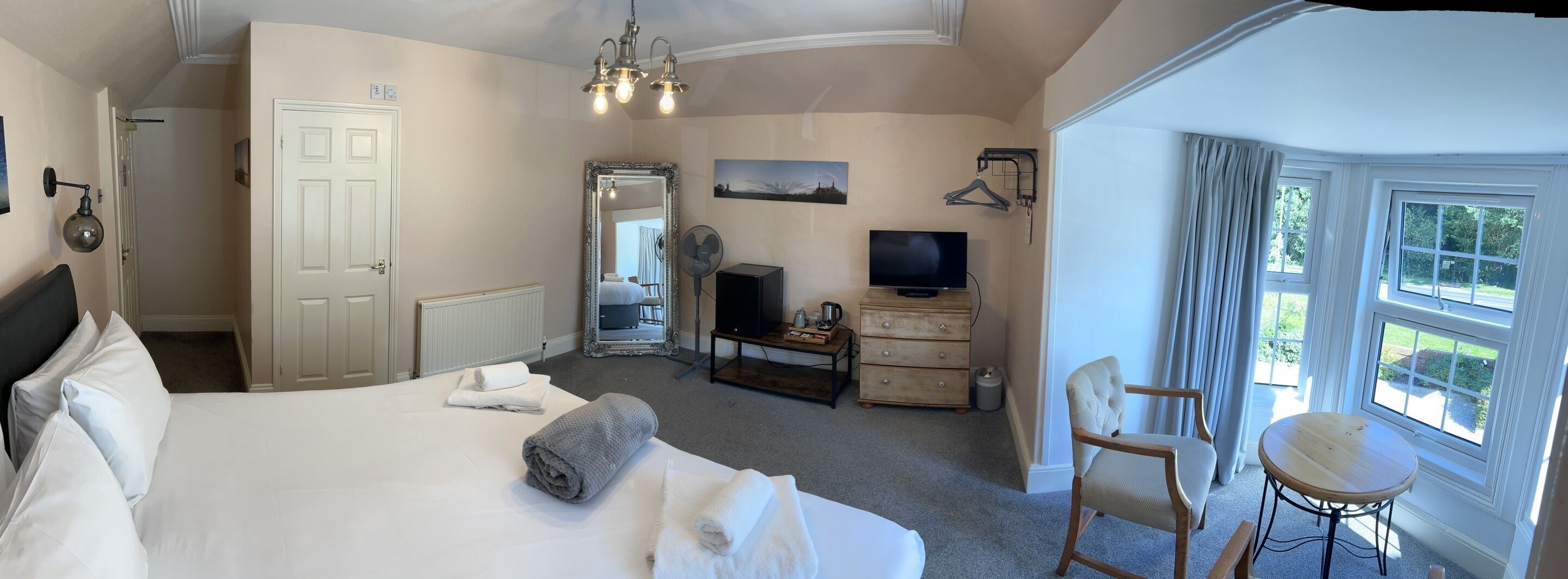 高級雙人房, 獨立浴室 | 浴室 | 淋浴設備、風筒、提供毛巾