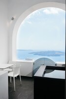 Grand Suite (Caldera View) | Balcony view