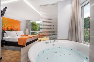 Spa Premium Room | Select Comfort beds, minibar, in-room safe, desk