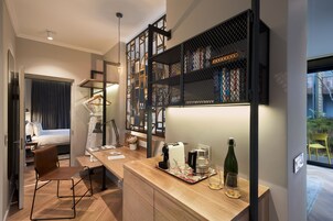 Habitación de lujo doble | Sábanas de algodón egipcio, ropa de cama de alta calidad, minibar