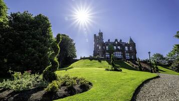 Executive Double or Twin (Castle, Courtyard or Garden Location) | Garden