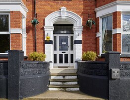 Entrada de la propiedad