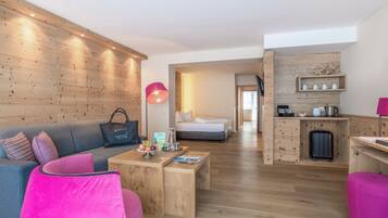 Suite Deluxe (Sonnberg) | Literie hypoallergénique, coffres-forts dans les chambres, bureau