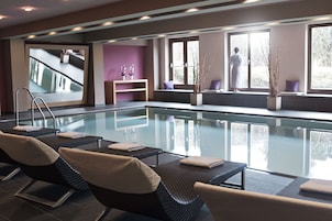 Piscina interna, piscina externa