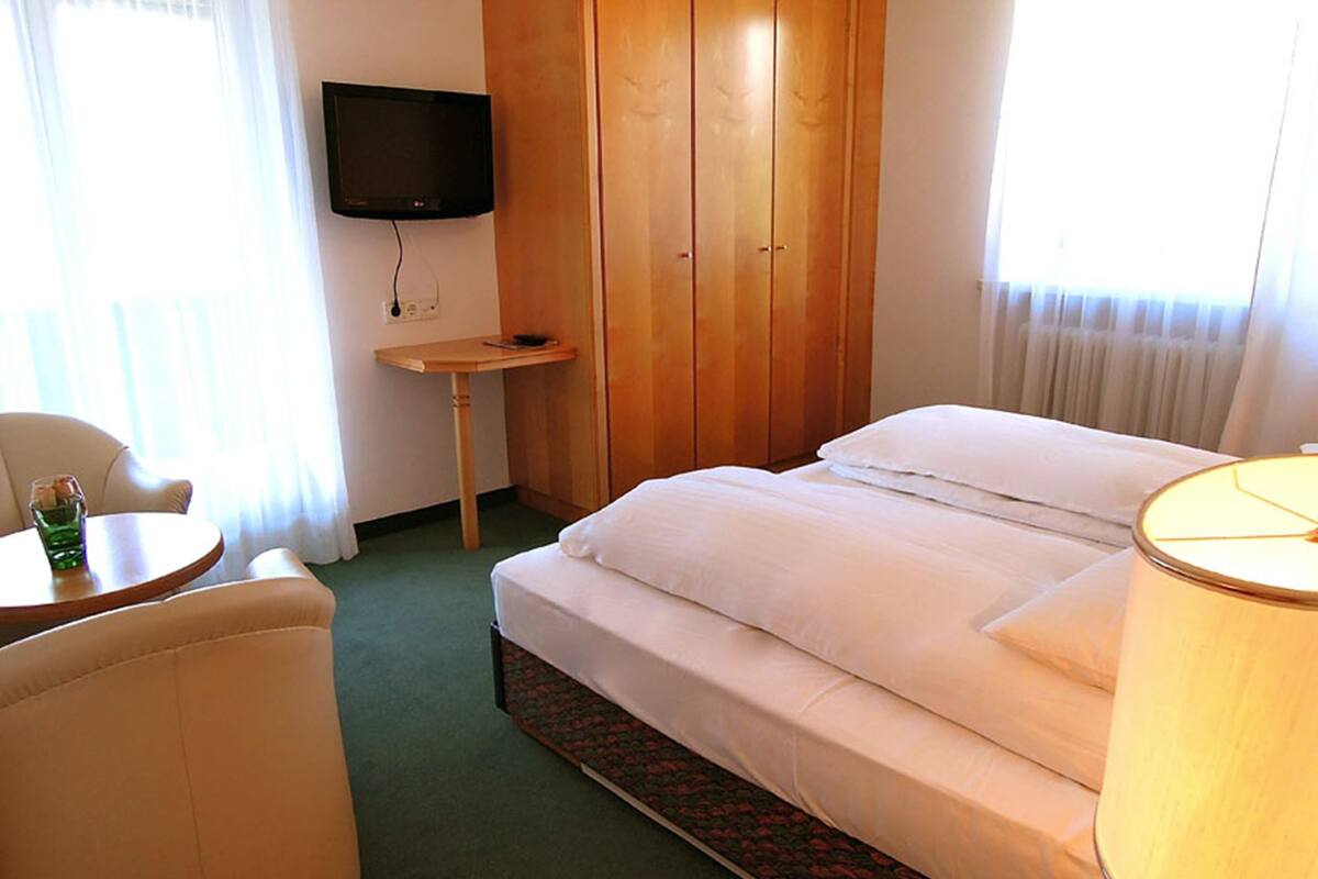 Chambre Double, vue montagne