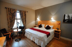 View from room - Coach House Hotel (Oranmore)