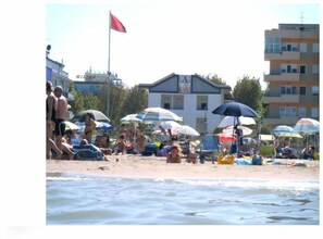 حمام سباحة
