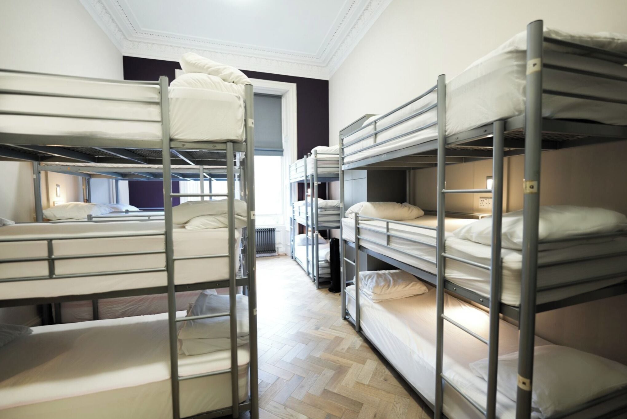 18 Bed Mixed Dorm with Shared Bathroom – Room 2